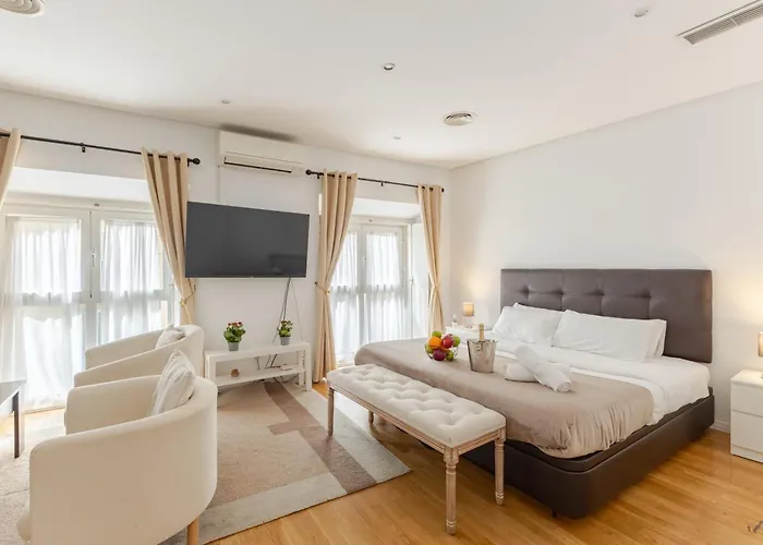 Mad Coco Aparts & Suites Sol